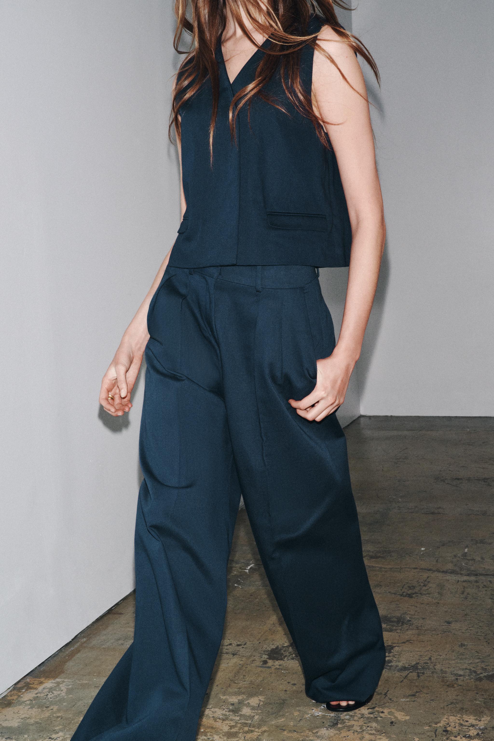 ZW COLLECTION DOUBLE-BREASTED VEST